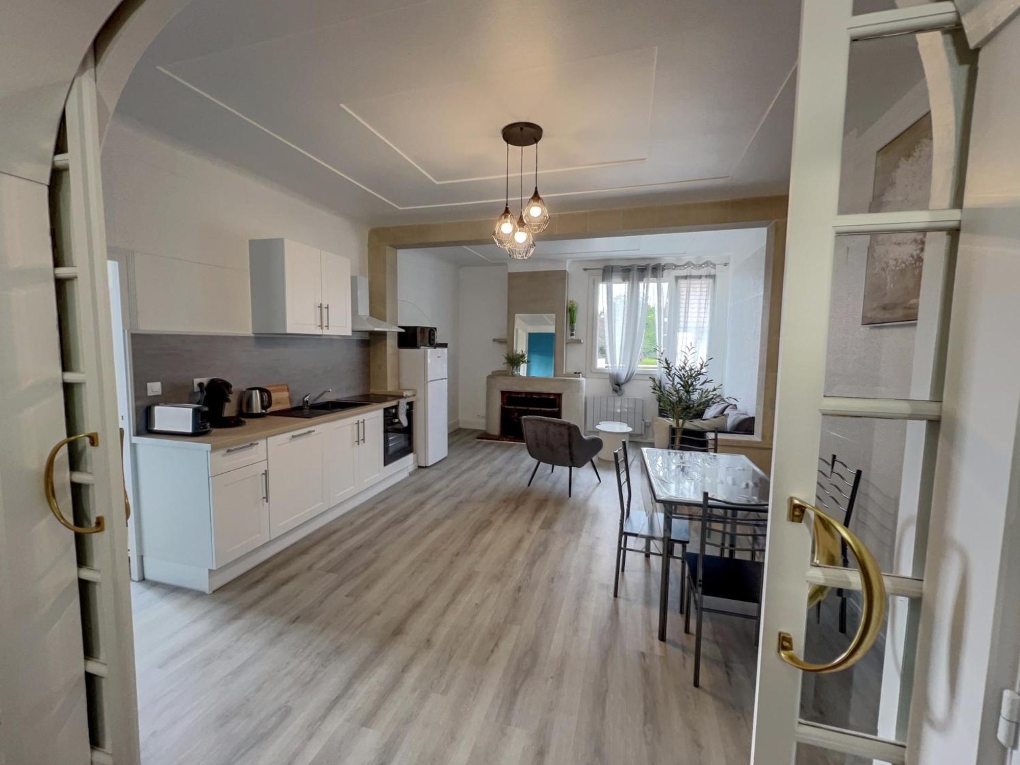 Maison Cosy A Сен Дизие Екстериор снимка