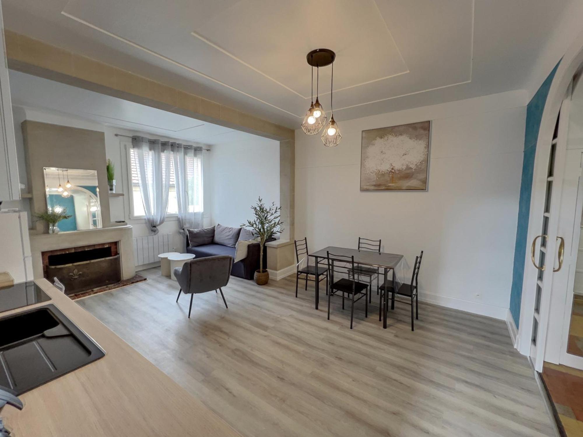 Maison Cosy A Сен Дизие Екстериор снимка