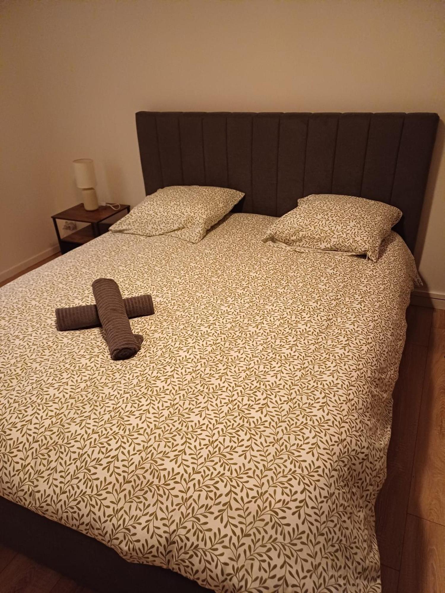 Maison Cosy A Сен Дизие Екстериор снимка