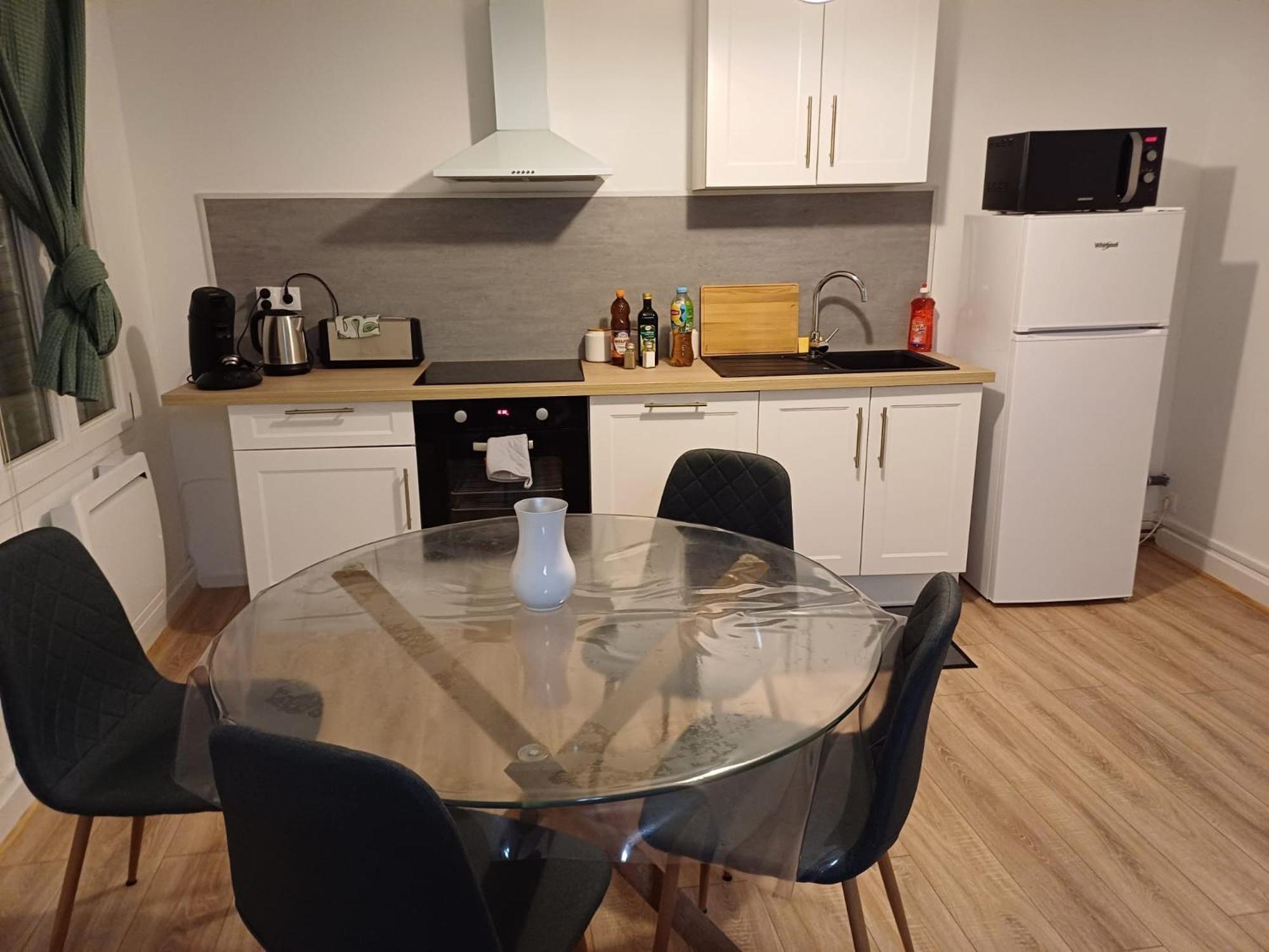 Maison Cosy A Сен Дизие Екстериор снимка